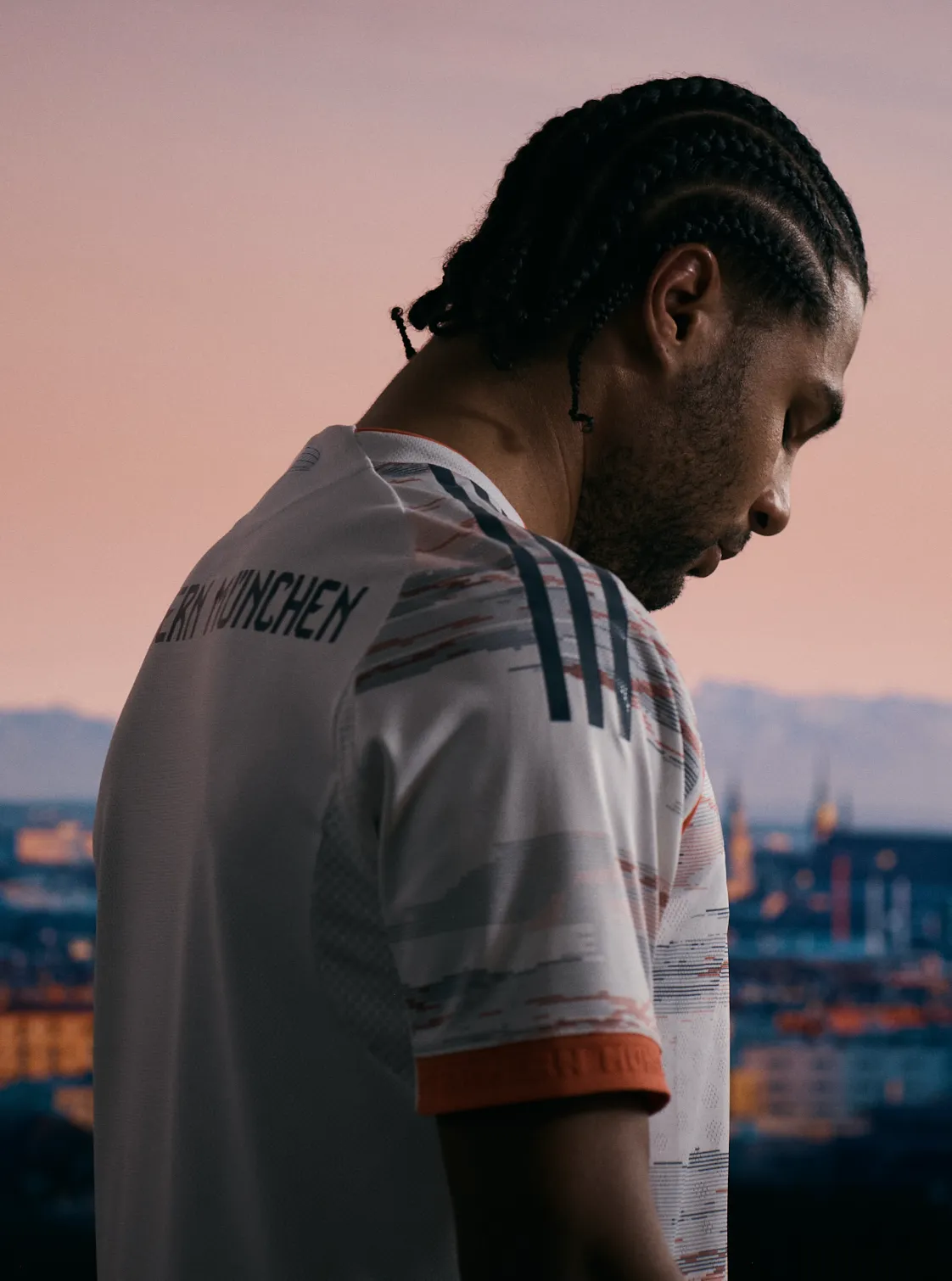 Adidas x FC Bayern: Jersey Reveal